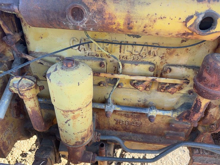 caterpillar-d2-image-25