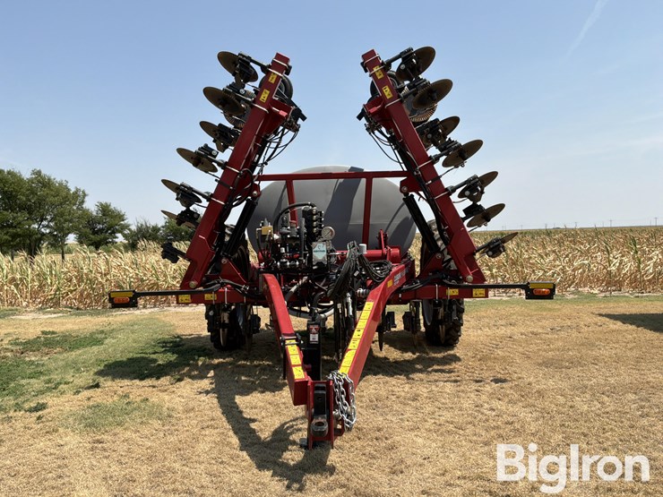 2023-case-ih-nutri-placer-2800-liquid-applicator-image-2