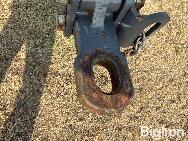 2017-sunflower-3372-7x6-sweep-plow-image-13