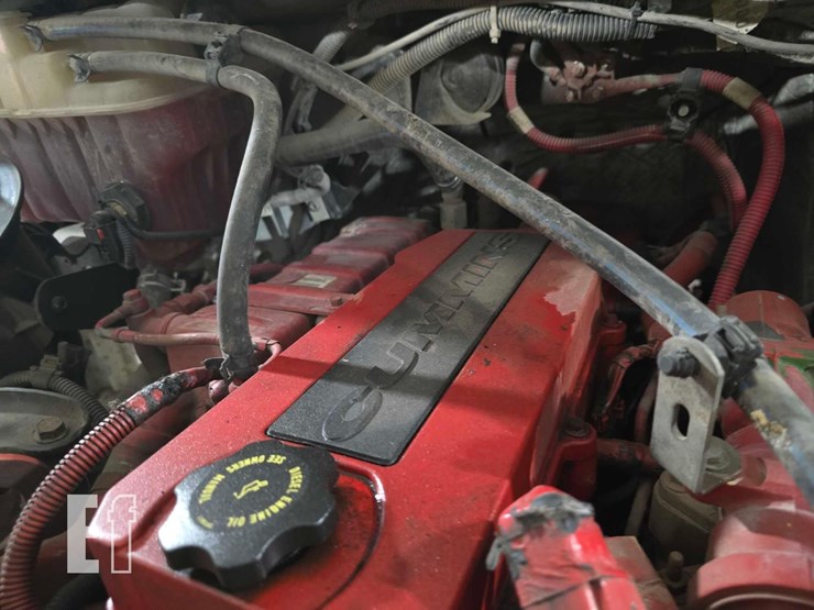 2017-freightliner-business-class-m2-106-6865-image-24