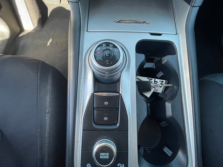 #1527-•-2022-ford-explorer-awd-suv-(has-wi-title)-image-9