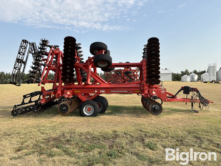 2018-kuhn-krause-excelerator-8005-vertical-tillage-image-4