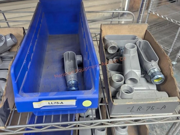 wire-rolling-rack-w/-assorted-electrical-parts-image-14