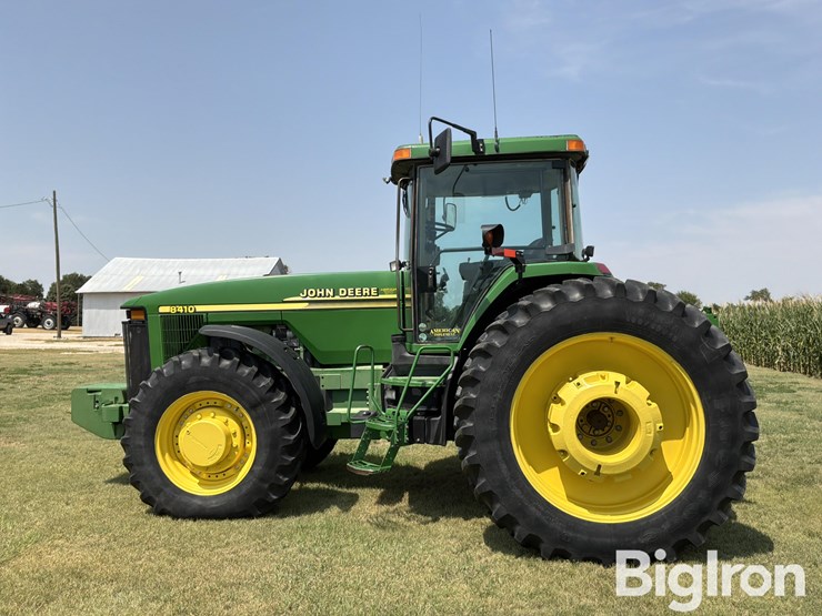 2000-john-deere-8410-mfwd-tractor-image-8