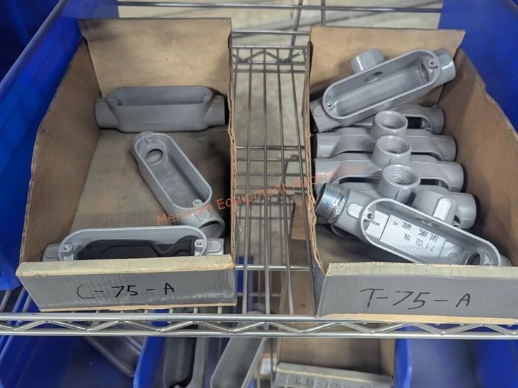 wire-rolling-rack-w/-assorted-electrical-parts-image-13