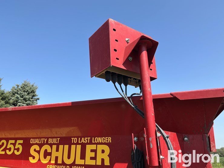 schuler-hf255-feed-wagon-image-15