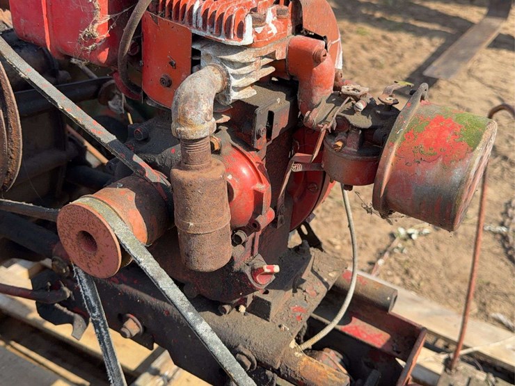 david-bradley-garden-tractor-image-23