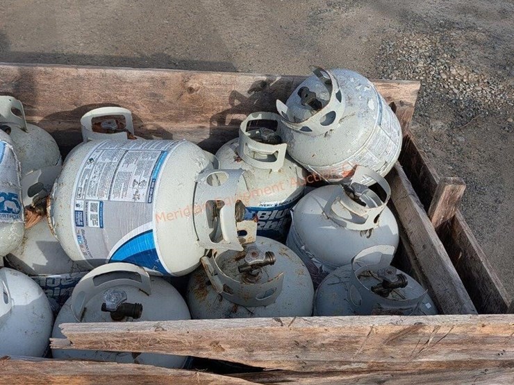 ~16--propane-tanks-image-9