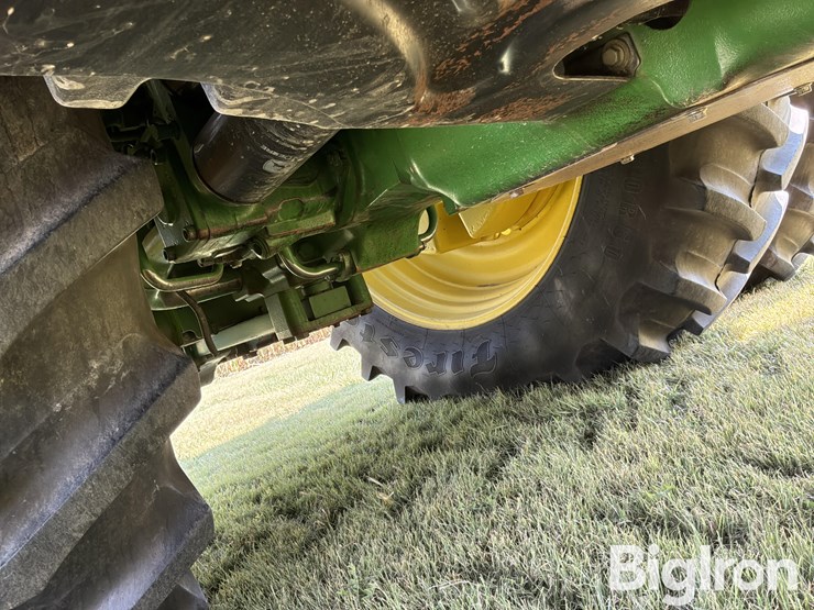 2013-john-deere-8310r-mfwd-tractor-image-18