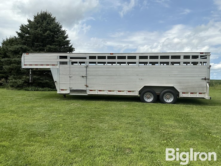 2001-barrett-t/a-gooseneck-aluminum-livestock-trailer-image-8