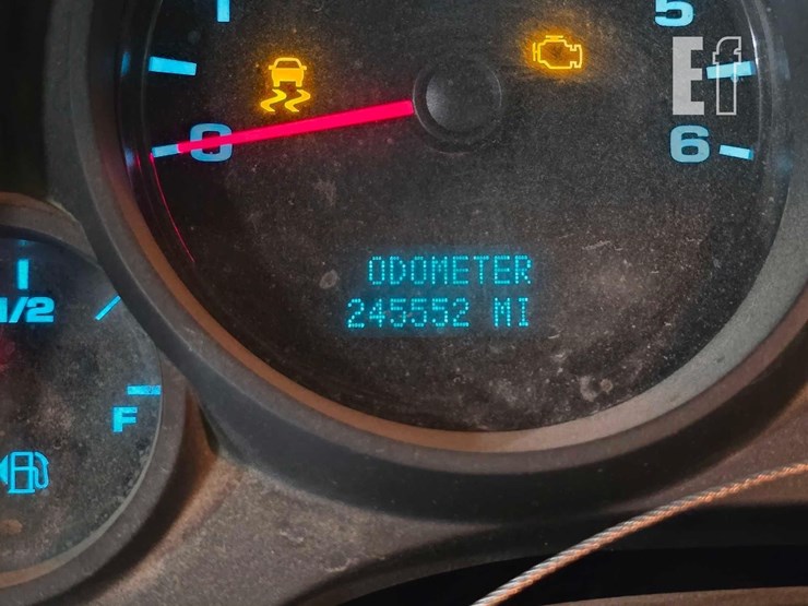 2013-chevrolet-silverado-1500-image-13