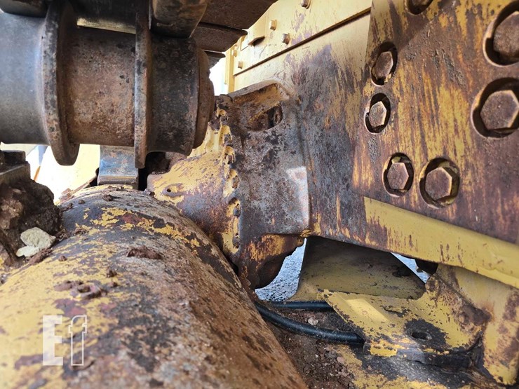 1979-caterpillar-d8k-image-35