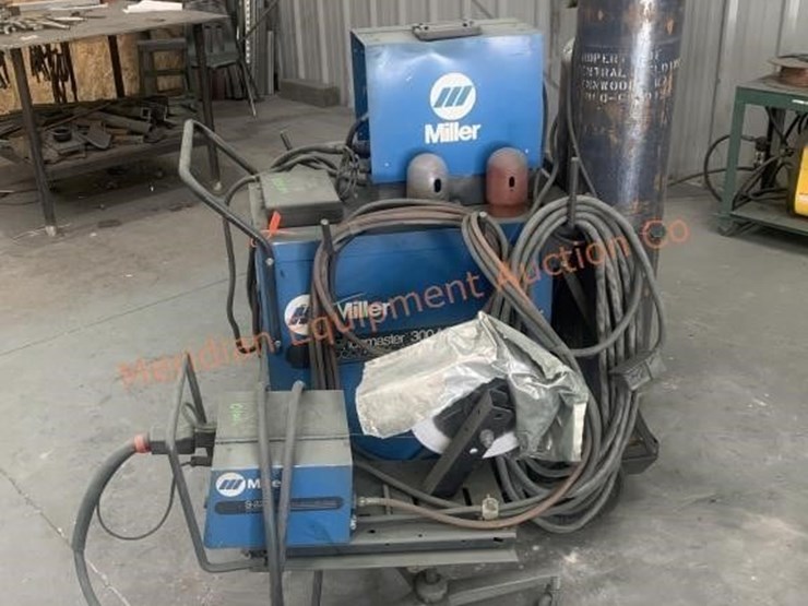 miller-shop-master-300-ac/dc-welder-image-2