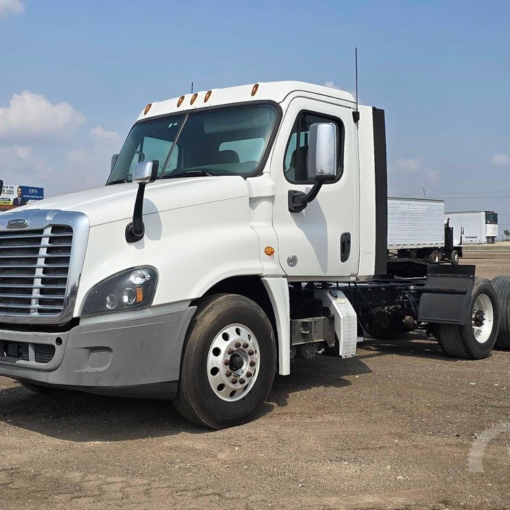 2018 FREIGHTLINER CASCADIA 125