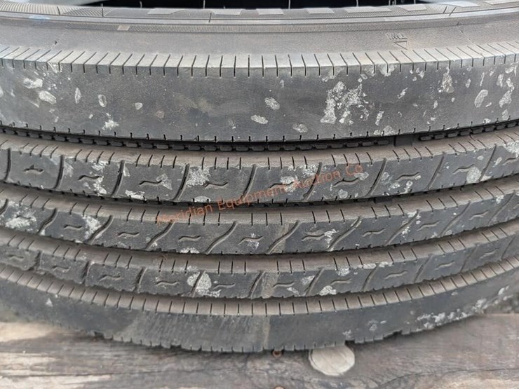aufine-255/70r22.5-tire-image-6