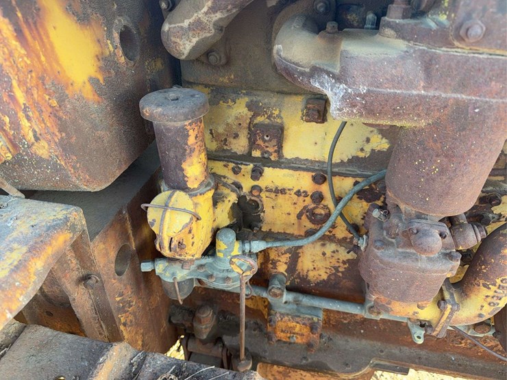 caterpillar-thirty-image-26