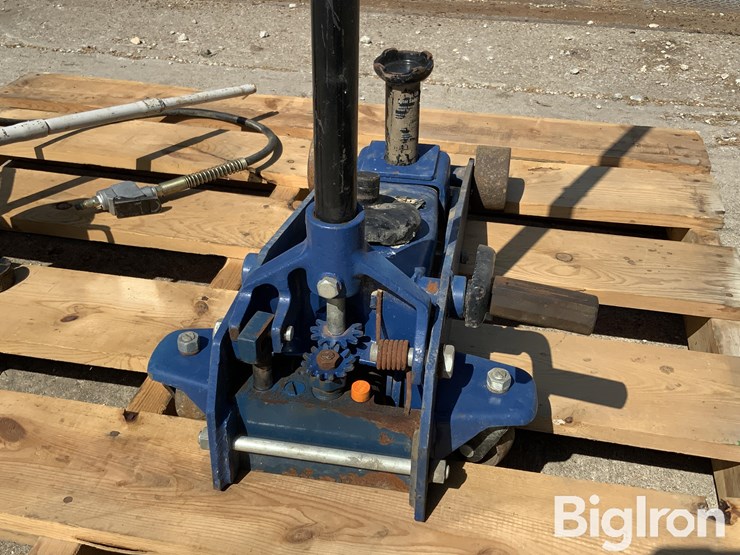 air-actuated-bottle-&-manual-hydraulic-floor-jacks-image-18