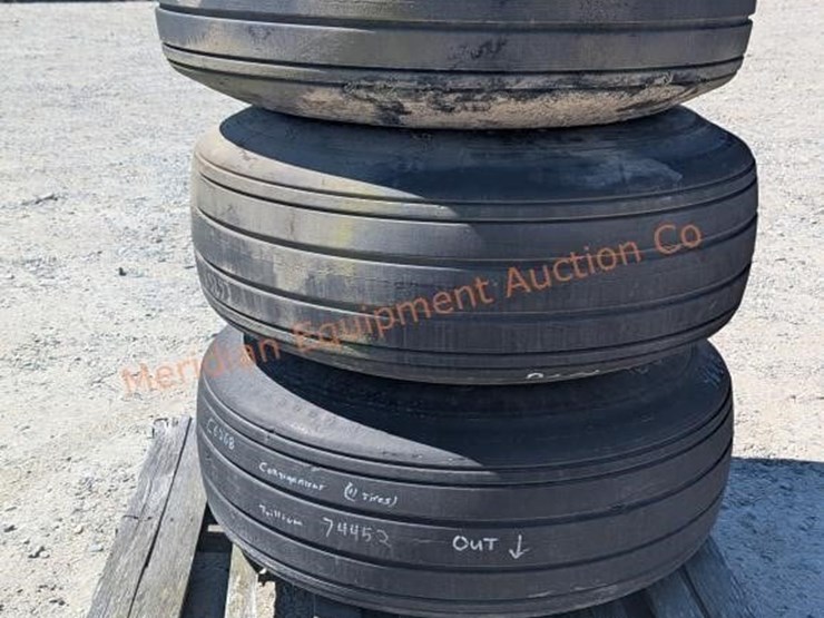 3-46x16-bf-goodrich-implement-tires-w/-10-lug-rims-image-9