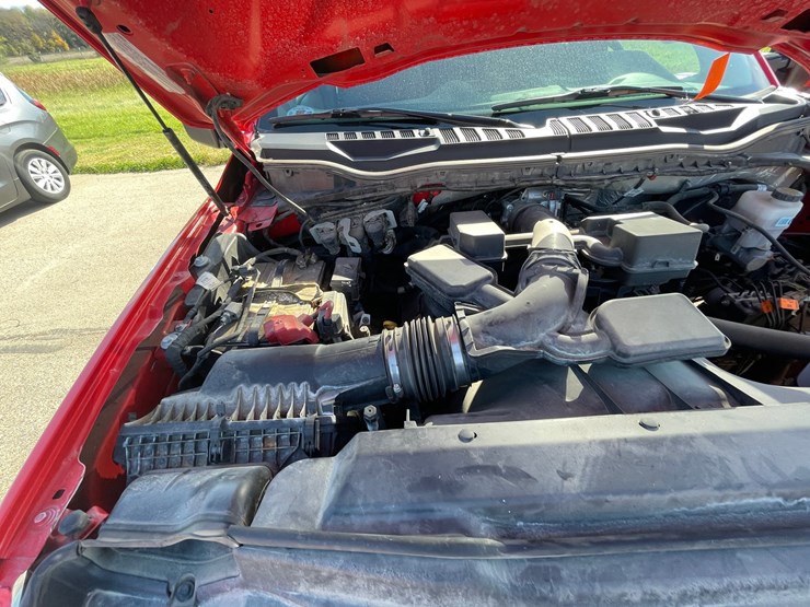 #1524-•-2021-ford-f-250-xl-pickup-truck-(has-wi-title)-image-30
