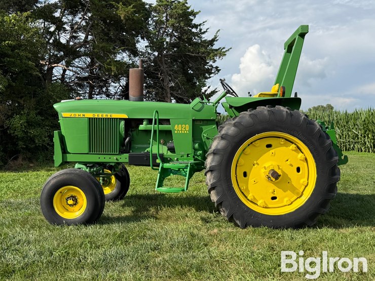 1972-john-deere-4020-2wd-tractor-image-8