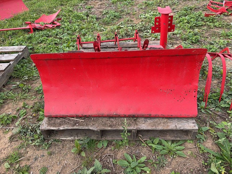 david-bradley-implements-image-3