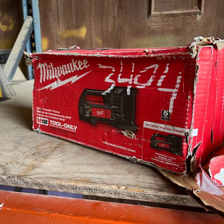 #3404 • Milwaukee Transfer Pump