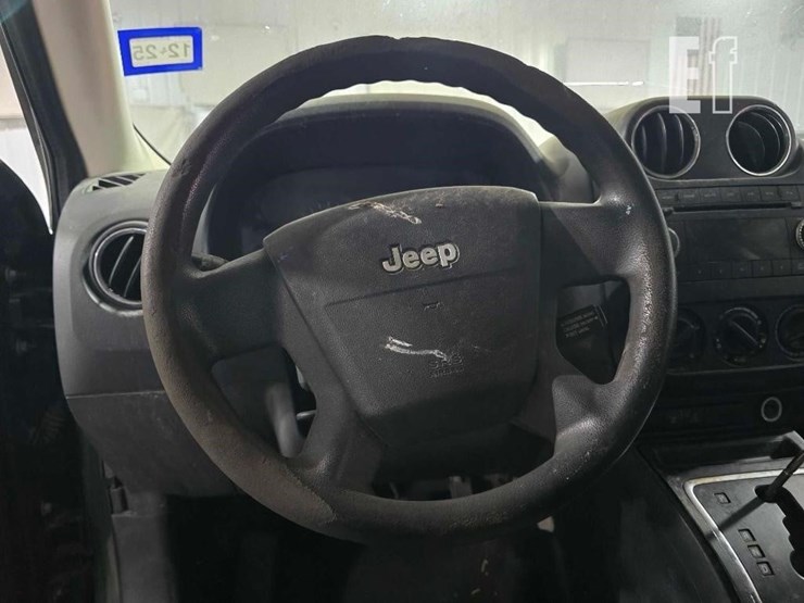2009-jeep-patriot-sport-image-10