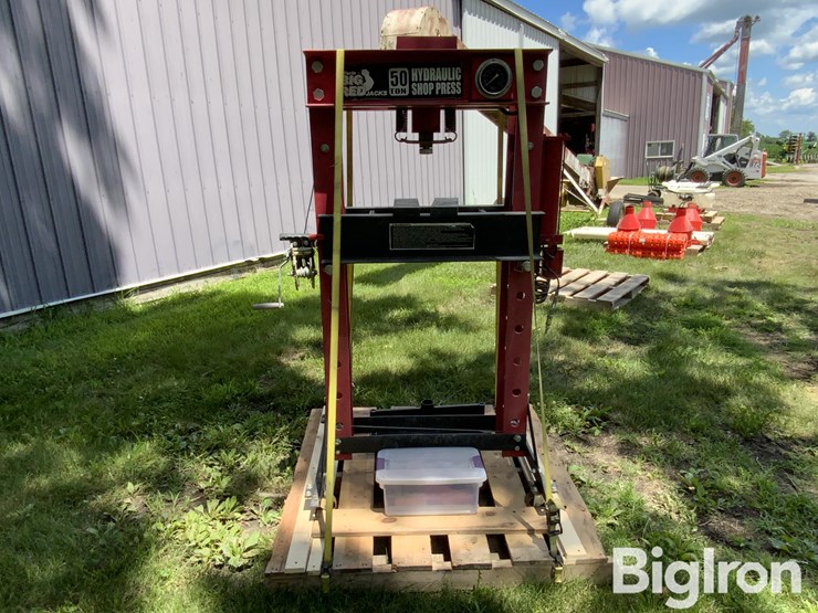 torin-big-red-50-ton-hydraulic-shop-press-image-3