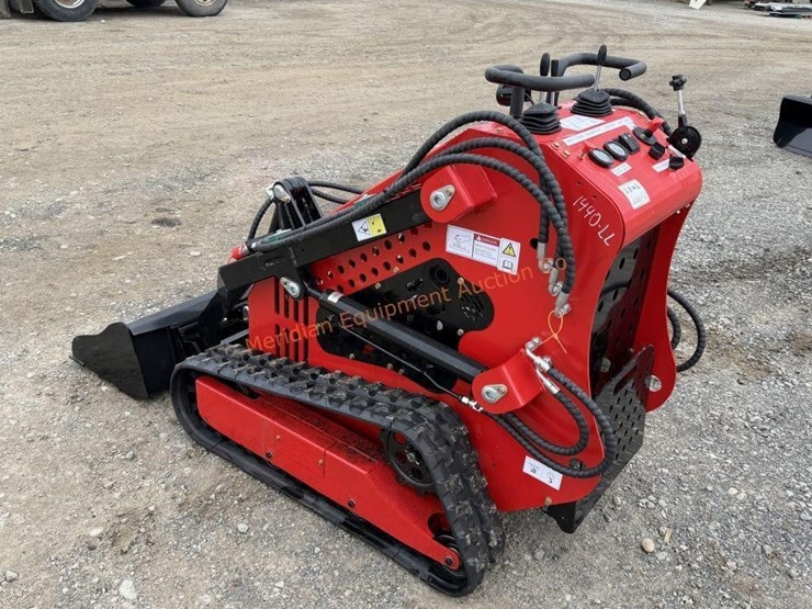 2026-sd-lanch-ssl60-mini-track-loader-image-3