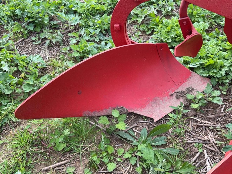 oliver-two-bottom-plow-image-16