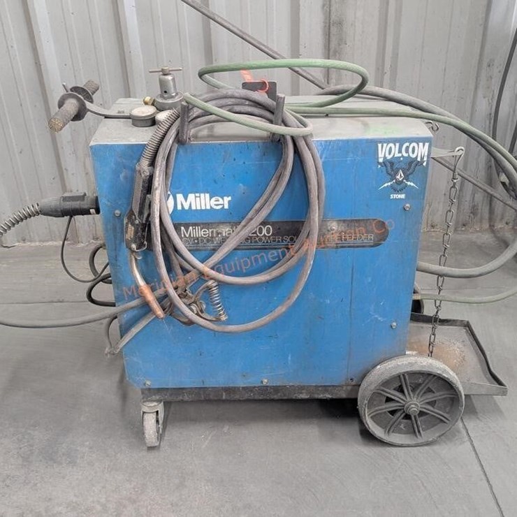 Miller Millermatic 200 Welder