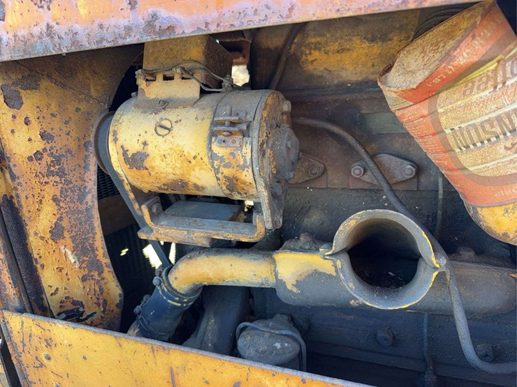 cletrac-ehd2-68”-high-clearance-image-51