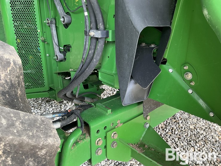 2010-john-deere-9670-sts-4wd-combine-image-17