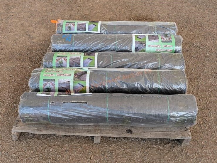 5--rolls-landscape-fabric-6'x300'-image-4