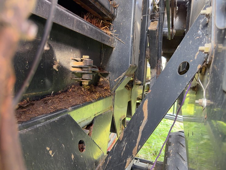 2009-new-holland-bb9060-image-9