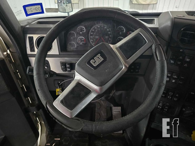 2016-caterpillar-ct660-image-10