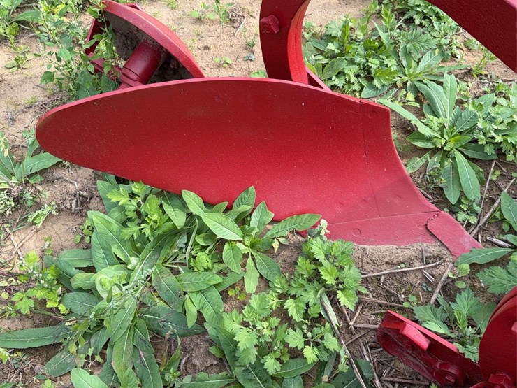 oliver-two-bottom-plow-image-17