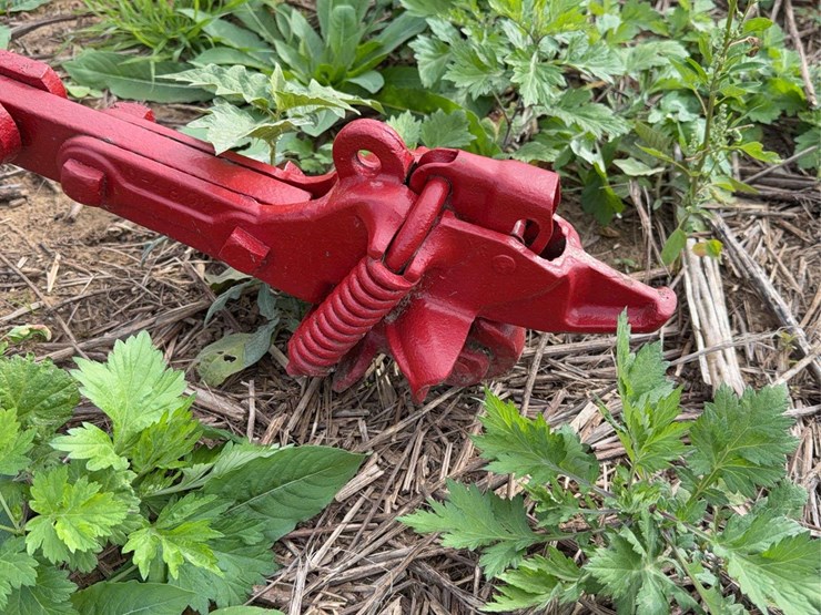 oliver-two-bottom-plow-image-5