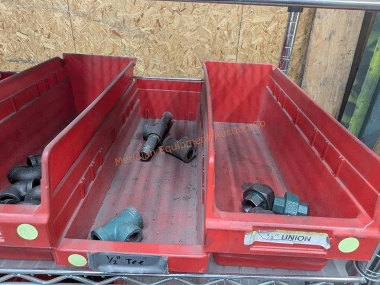 wire-rolling-rack-w/-asst-pipe/plumbing-fittings-image-10