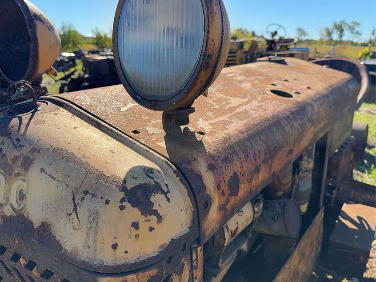 cletrac-ehd2-68”-high-clearance-image-12