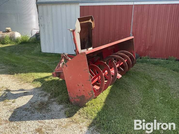 loftness-90"-3-pt-snow-blower-image-3