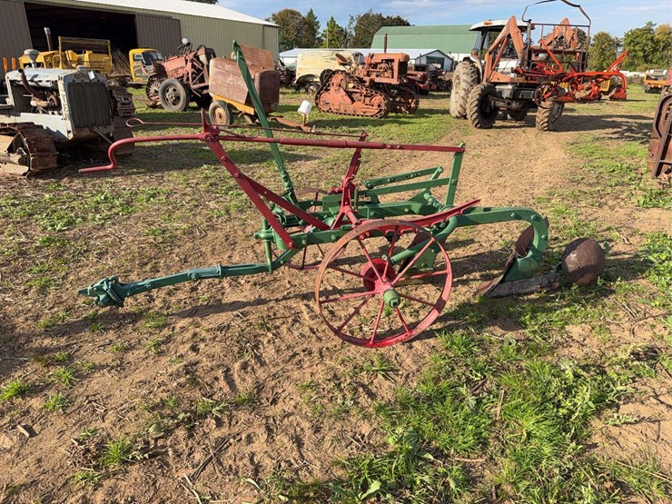 oliver-two-bottom-plow-image-4