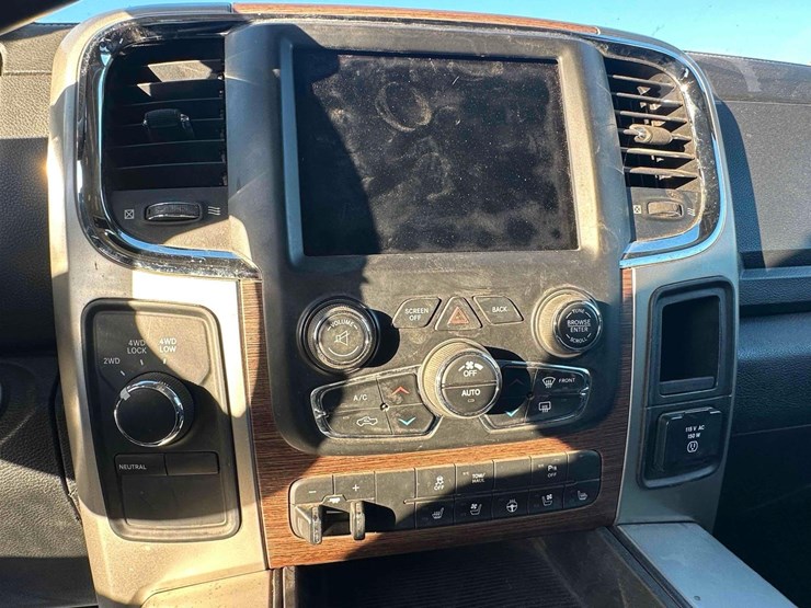 2014-ram-2500-hd-image-12