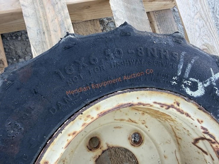2--16/6.5-8-tires-image-12