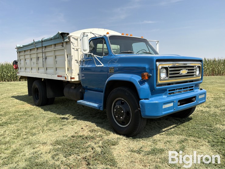 1974-chevrolet-c60-s/a-grain-truck-w/drill-fill-auger-image-3