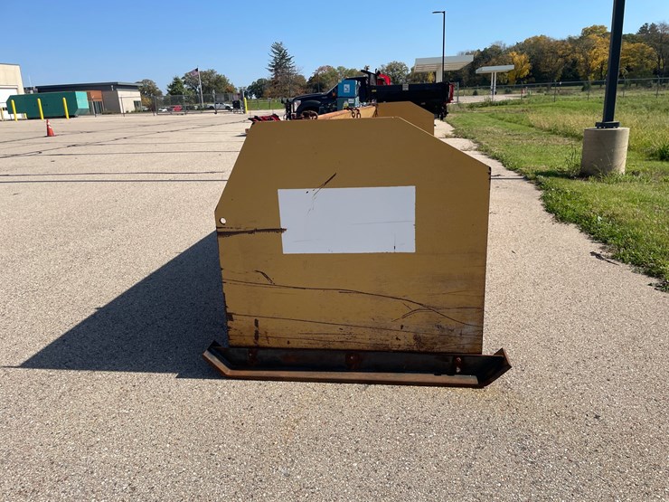 #1533-•-quality-welding-service-loader-bucket-snow-pusher-image-5