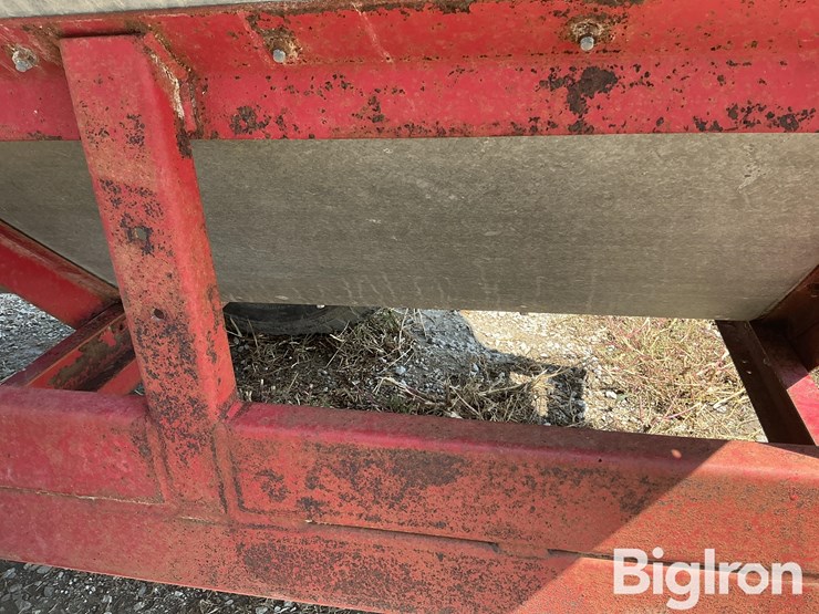 heider-151-feed-wagon-image-17