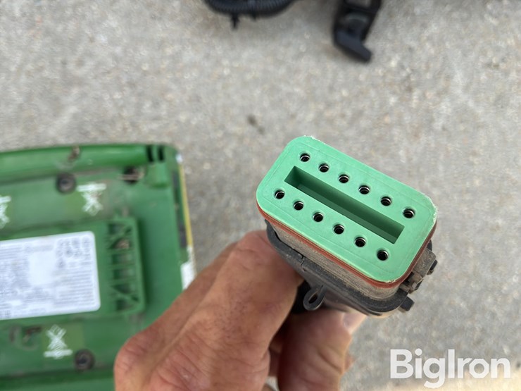 john-deere-starfire-6000-receiver-image-12