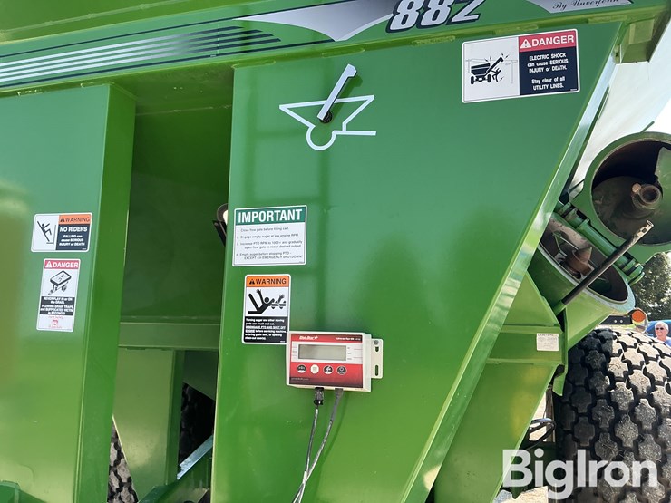 2013-brent-882-grain-cart-image-20