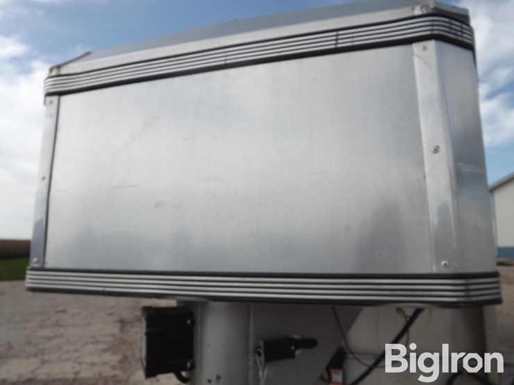2004-k&o-mfg-pace-setter-tri/a-aluminum-livestock-trailer-image-13